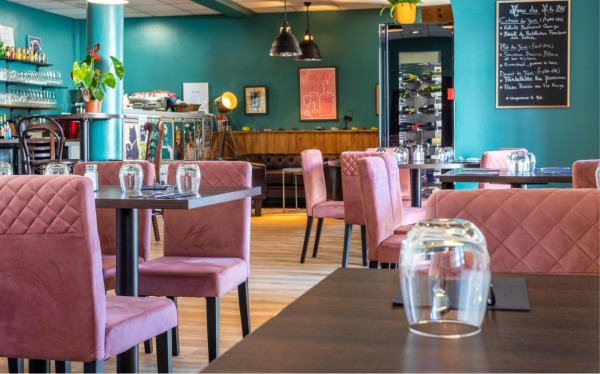 La Pause Rn7 - restaurant LA COUCOURDE